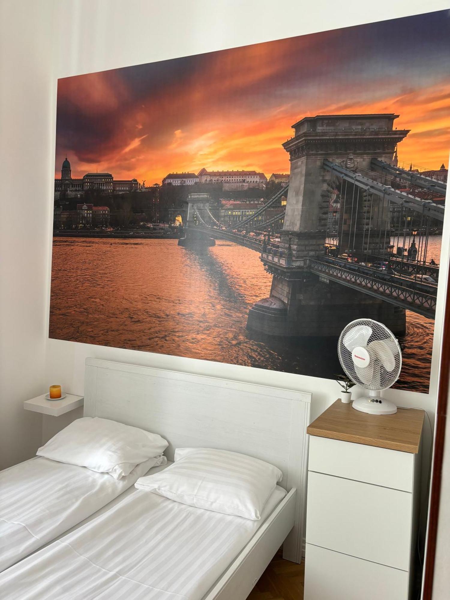 Spring Roses Downtown Boutique - Apartament
